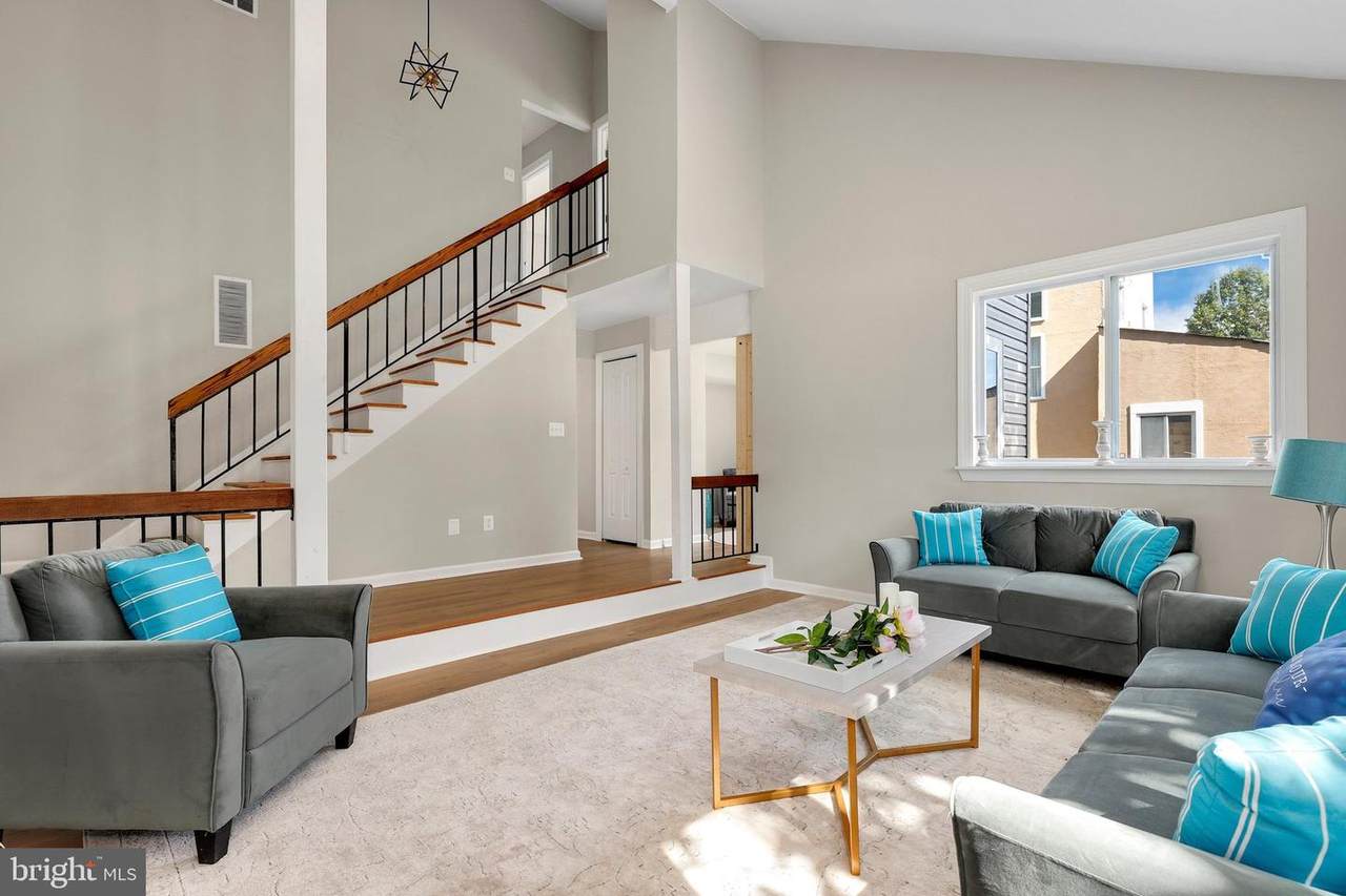 19305 Wootton Avenue - Photo 1