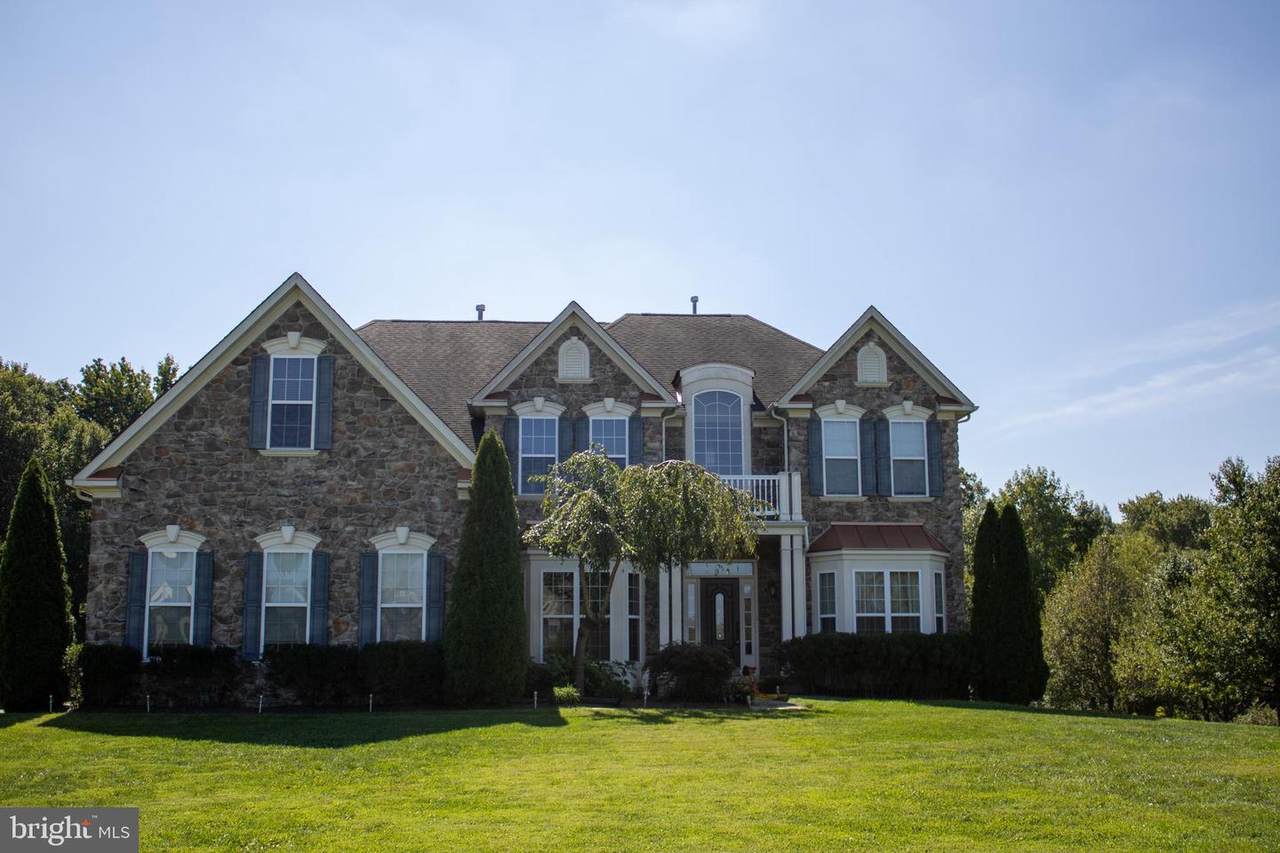 112 Witherspoon Court - Photo 1