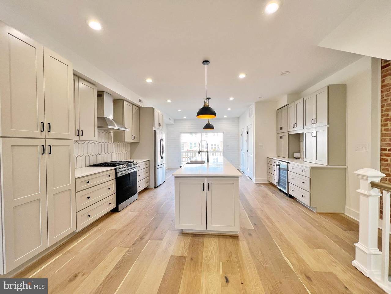 243 Missouri Avenue - Photo 1