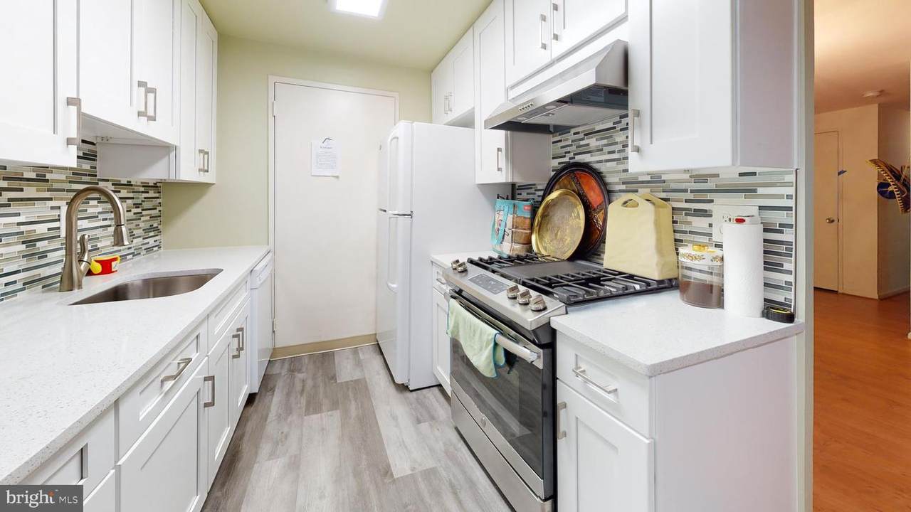 4600 Duke Street - Photo 1