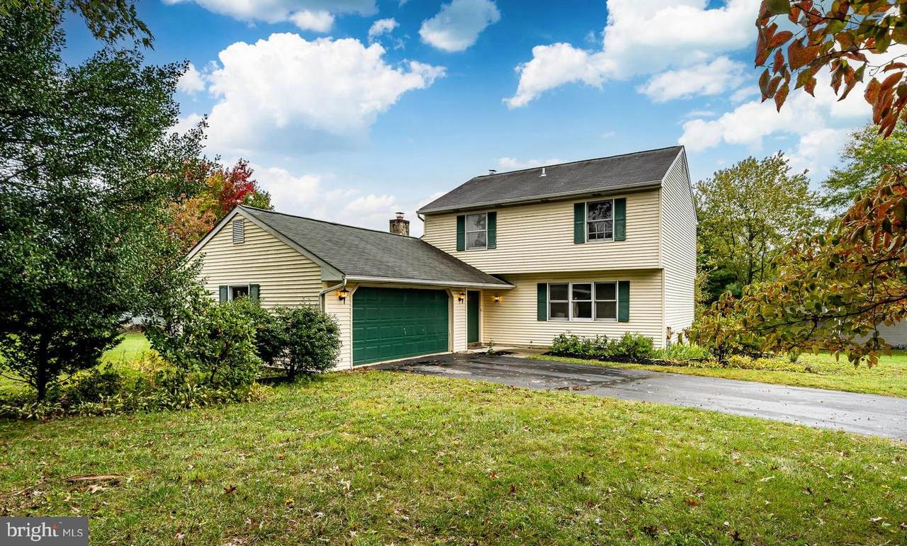 4 Main Lin Drive - Photo 1