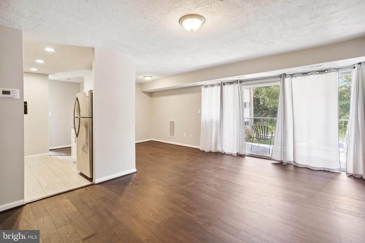 5532 Karen Elaine Drive - Photo 1