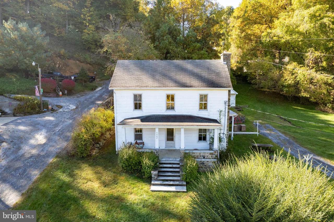 3402 Pine Grove Road - Photo 1