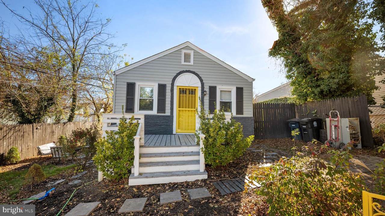 1104 Drum Avenue - Photo 1