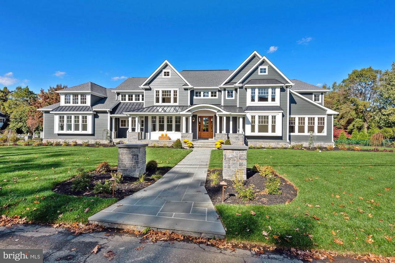 195 Winding Way - Photo 1