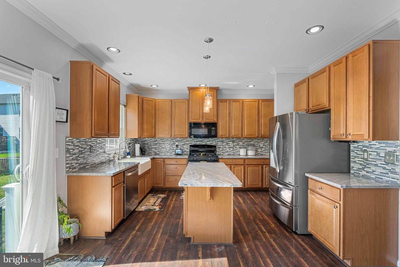 23 Kimberly Kristin Way - Photo 1