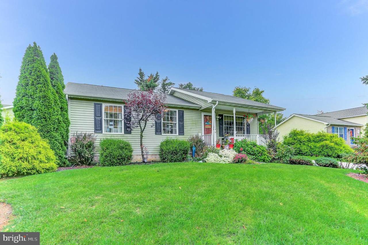210 Boyer Street - Photo 1