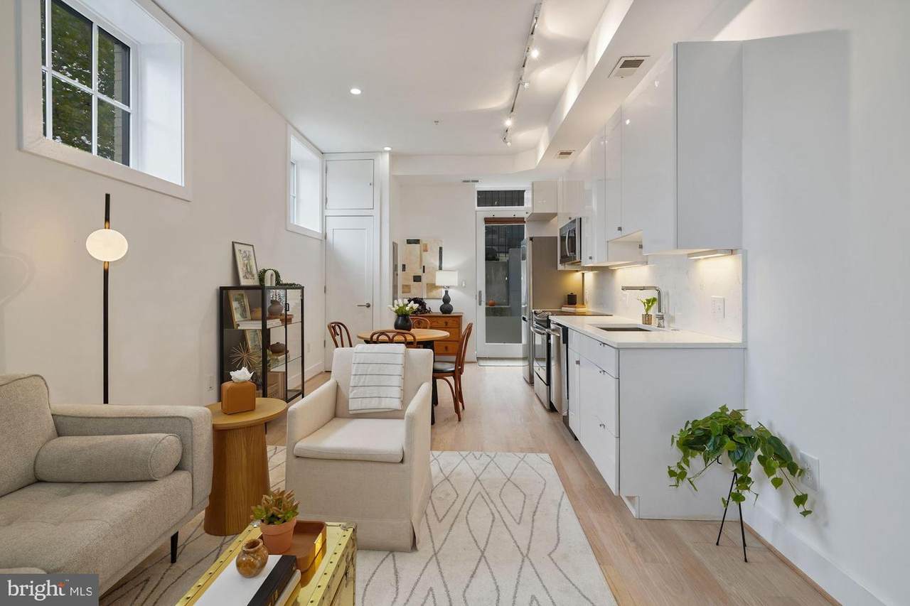 1211 G Street - Photo 1