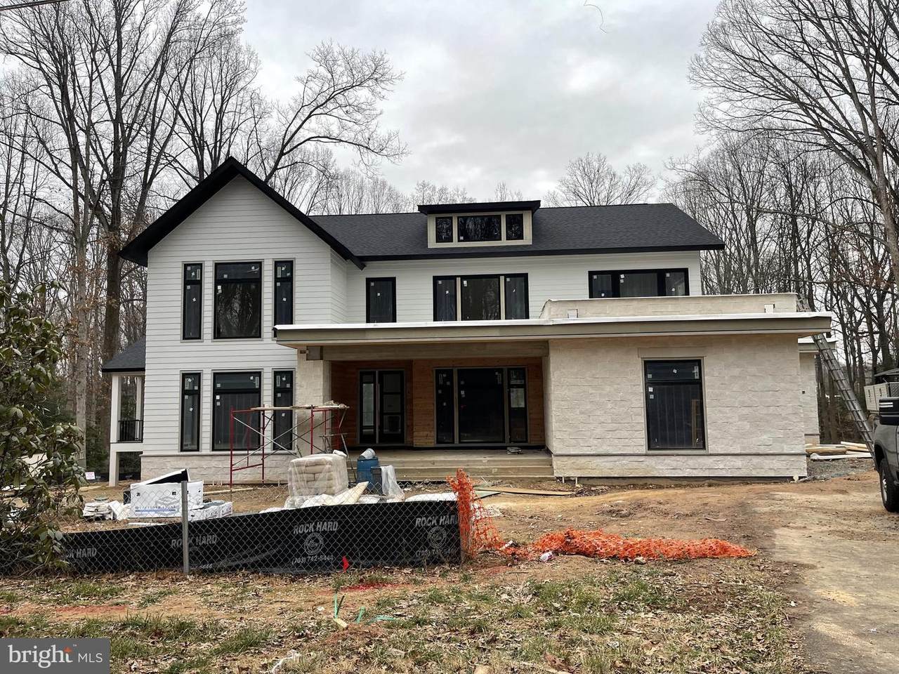 2715 Colt Run Road - Photo 1