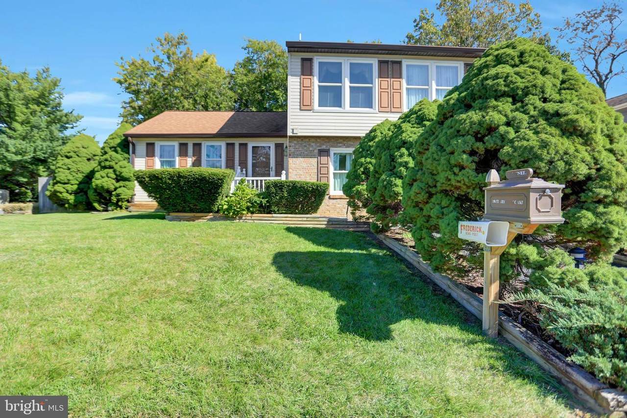 190 Stoneybrook Court - Photo 1