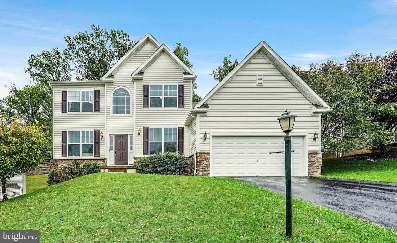 3380 Alydar Road - Photo 1