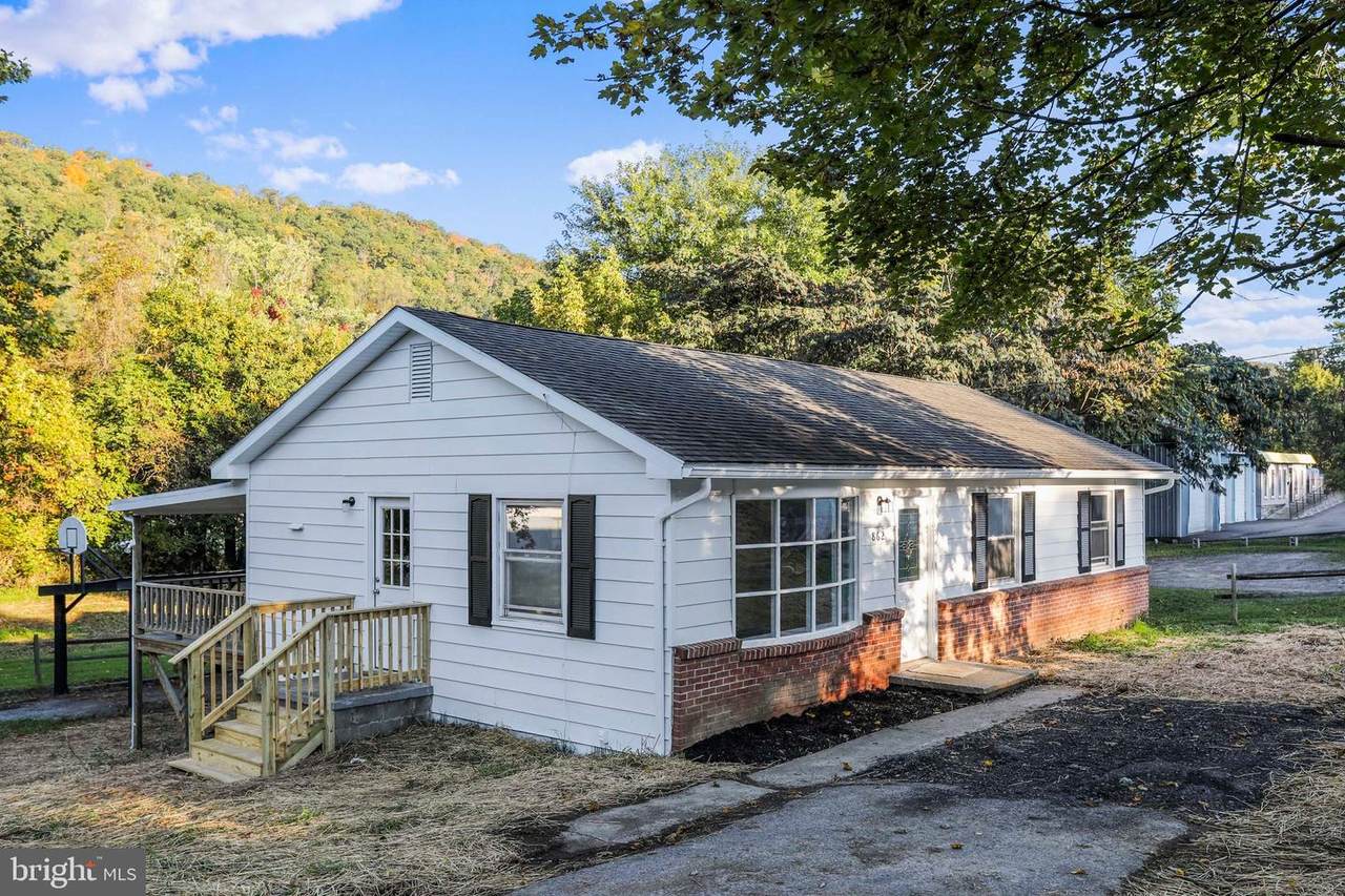 862 Washington Street - Photo 1