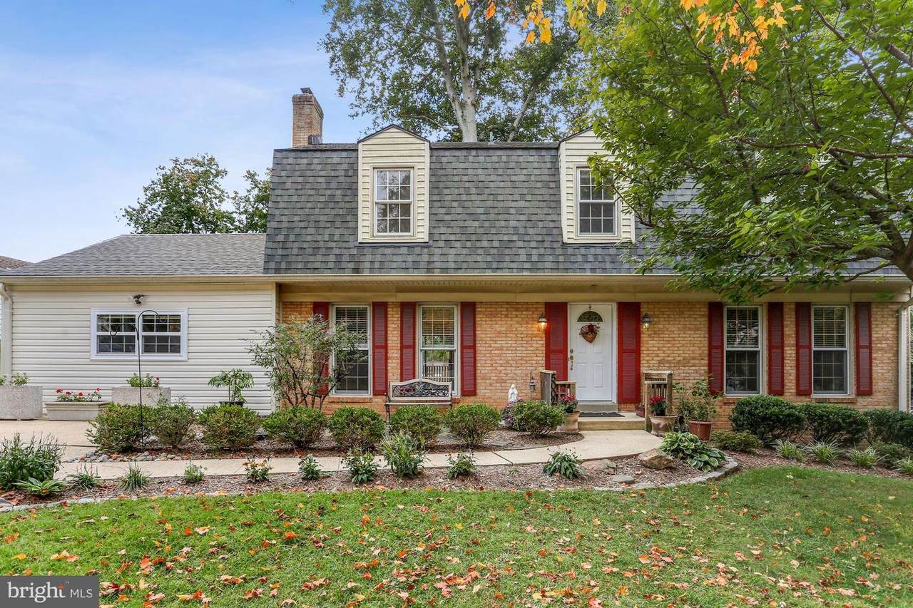 5002 Butternut Drive - Photo 1