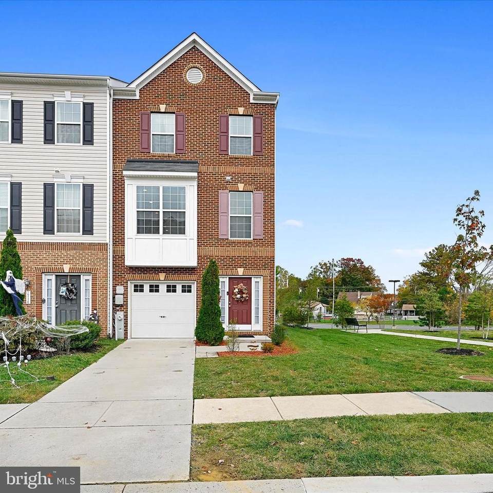 7716 Town View Drive - Photo 1