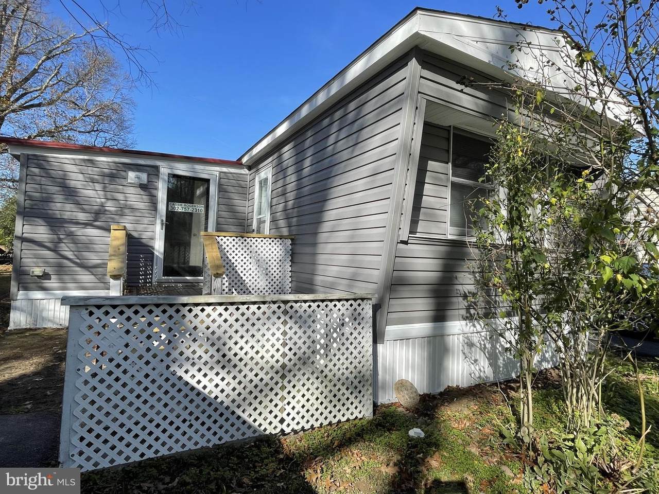 19944 Center Avenue - Photo 1