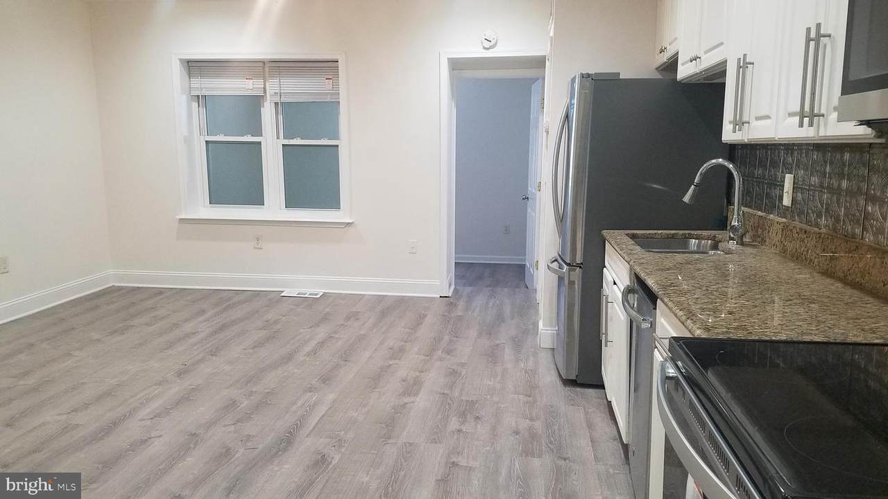 1721 Capitol Avenue - Photo 1