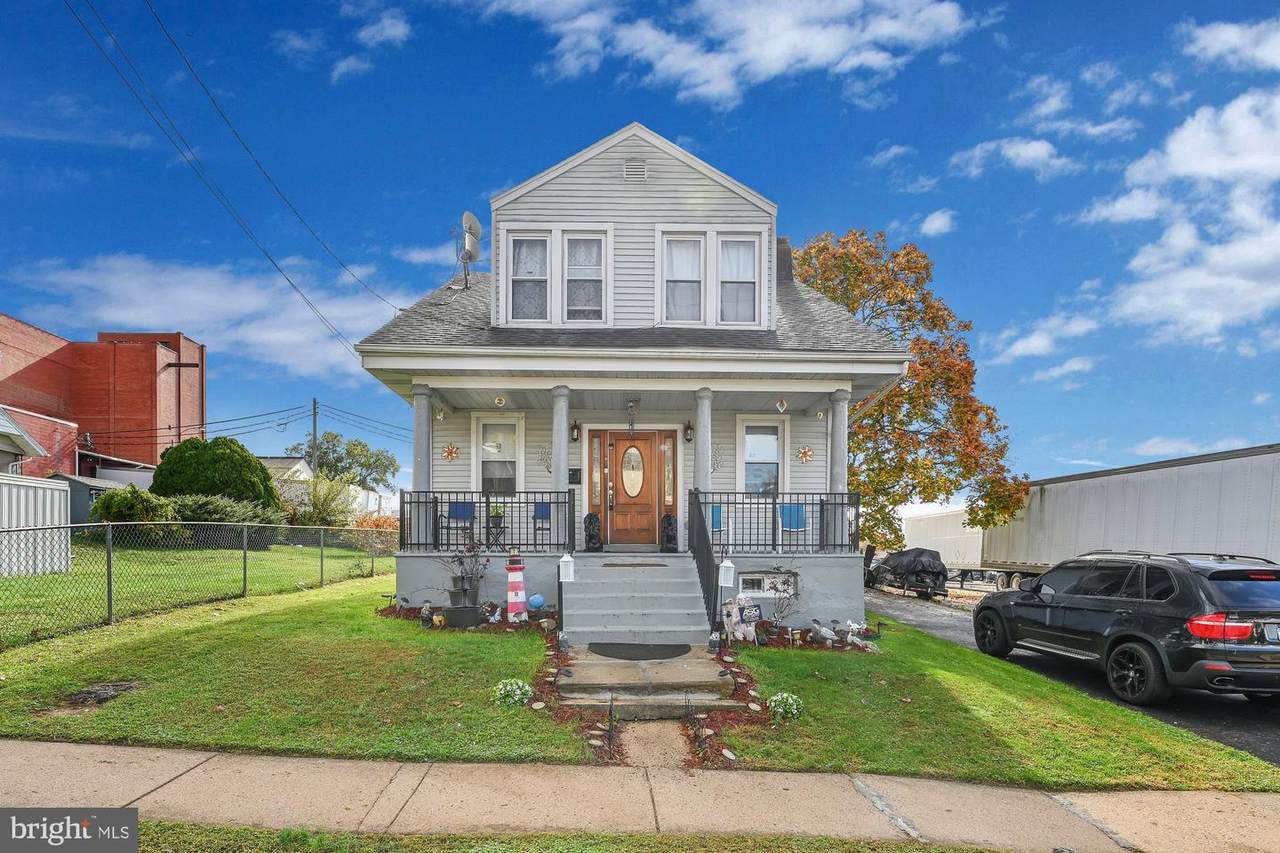 1514 Prince Street - Photo 1