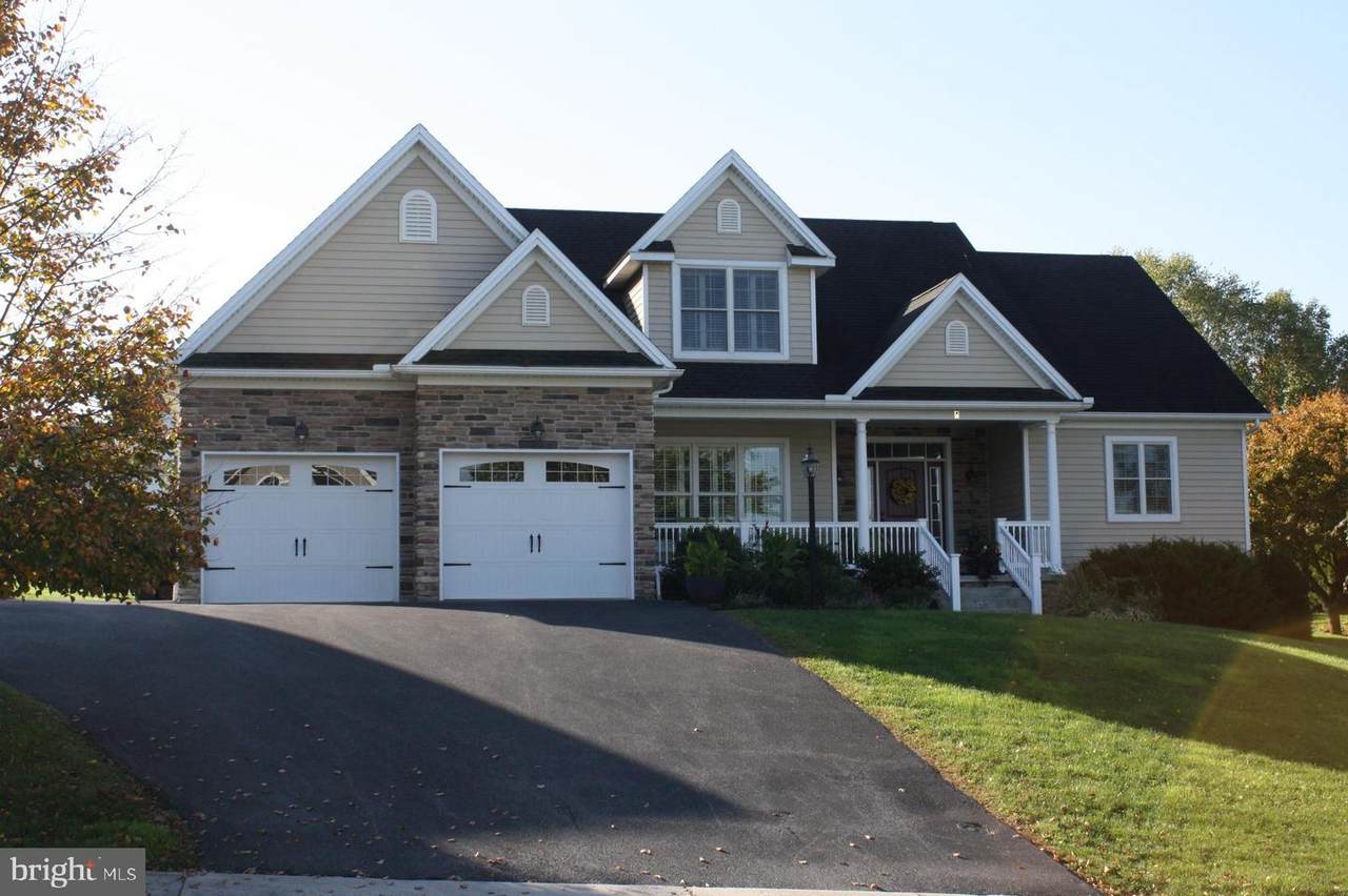 4 Jefferson Drive - Photo 1