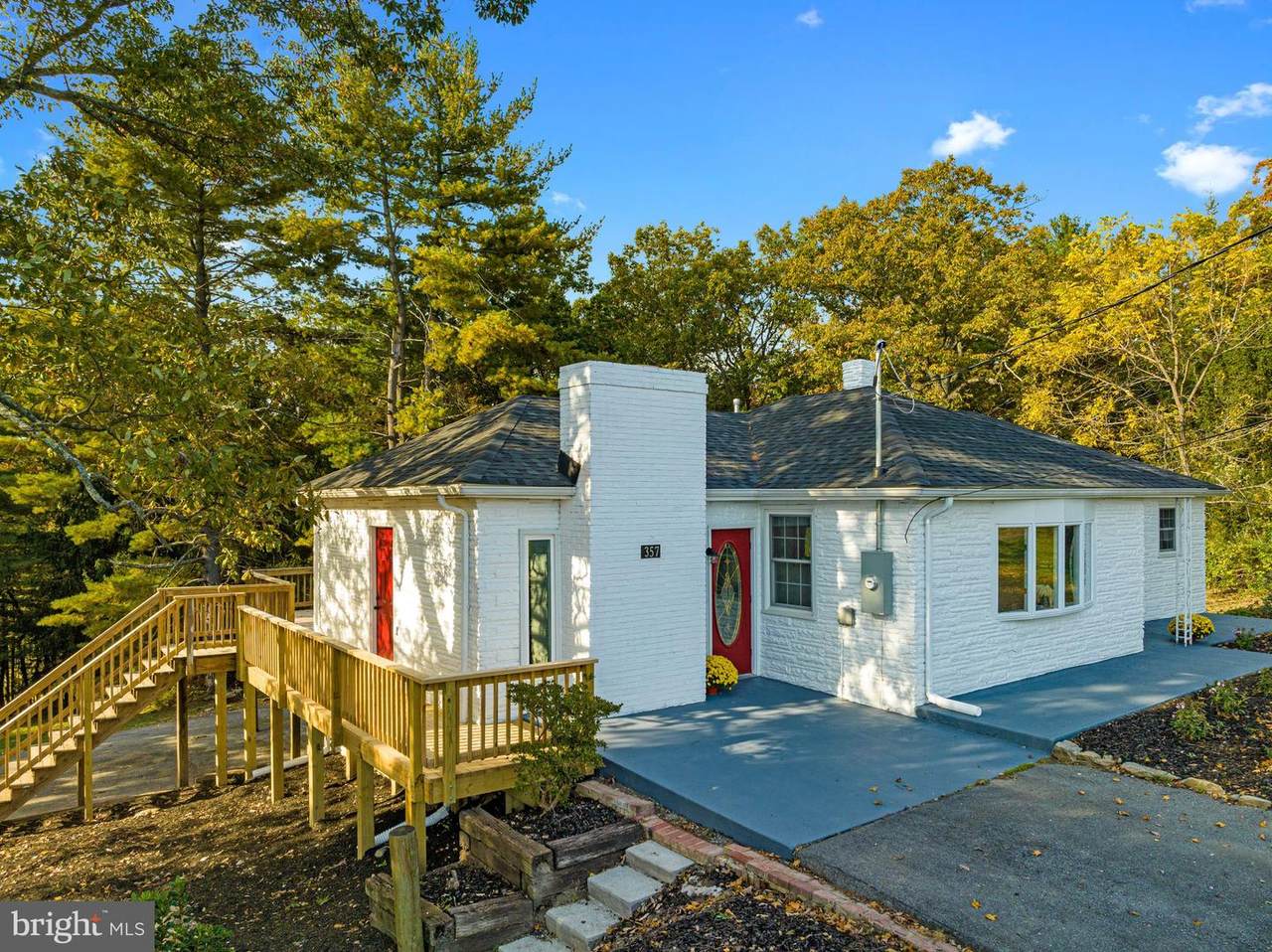 357 Hunting Ridge Road - Photo 1