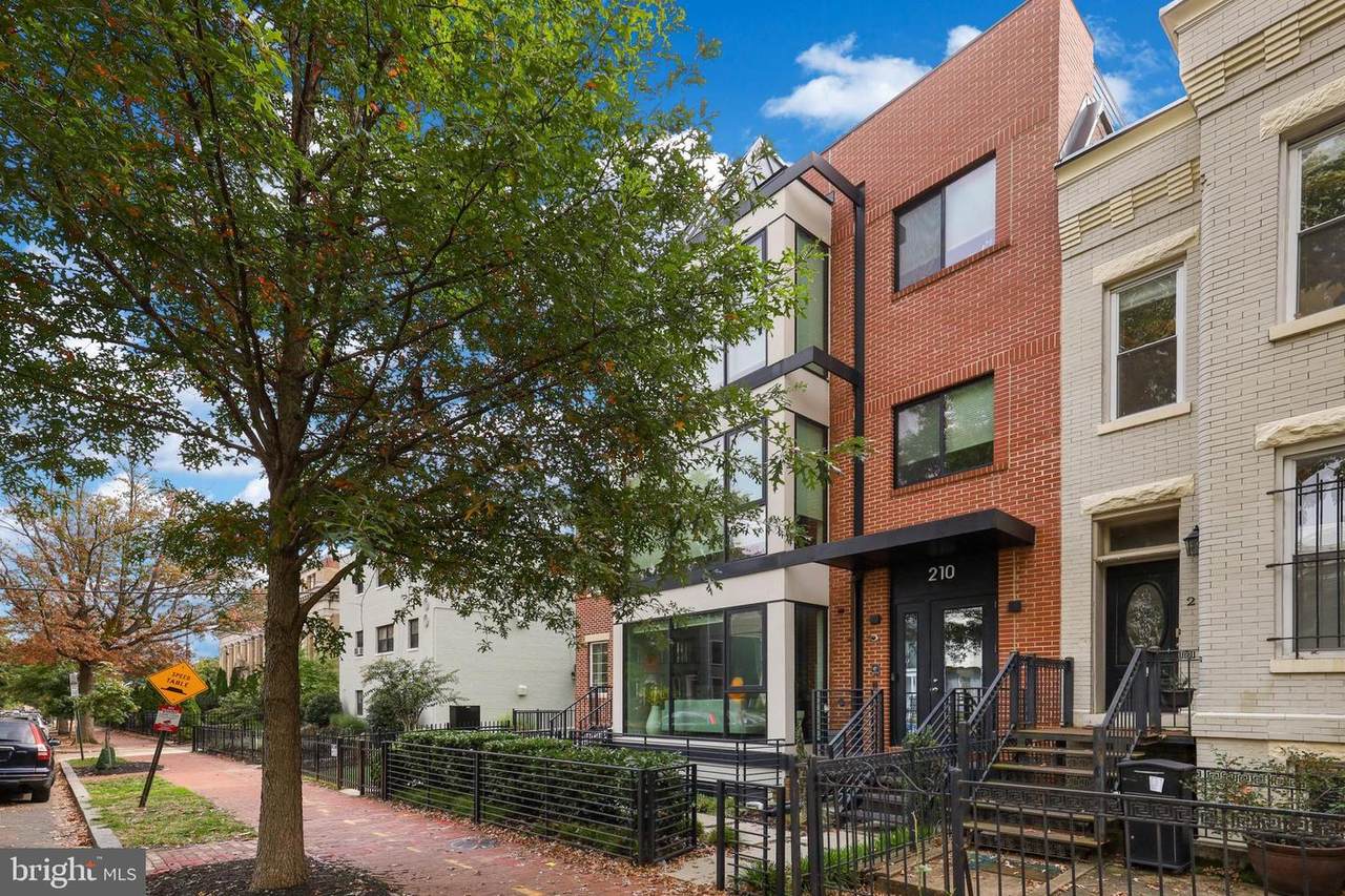 210 P Street - Photo 1