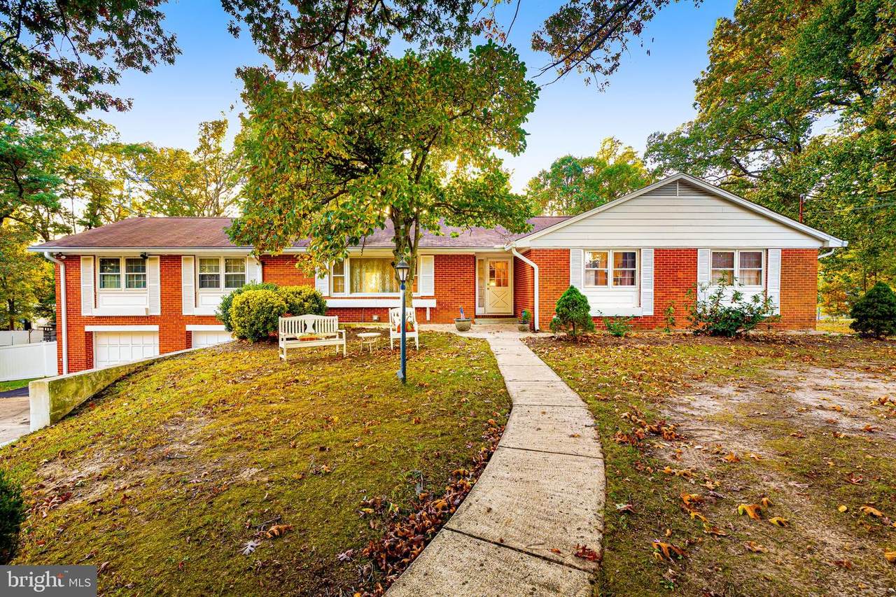 11220 Oakwood Drive - Photo 1