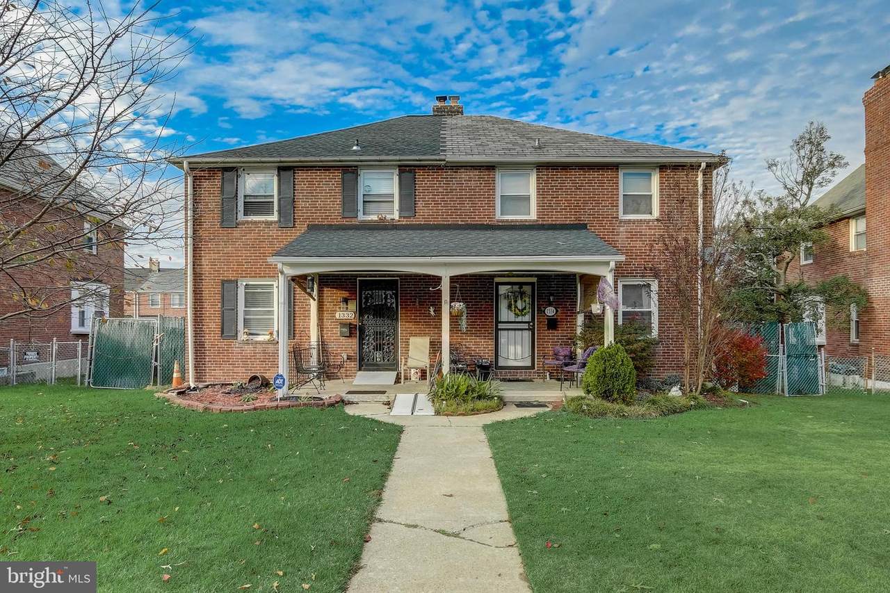 1334 Crofton Road - Photo 1