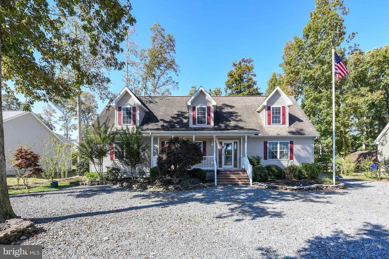 18390 Hudson Road - Photo 1