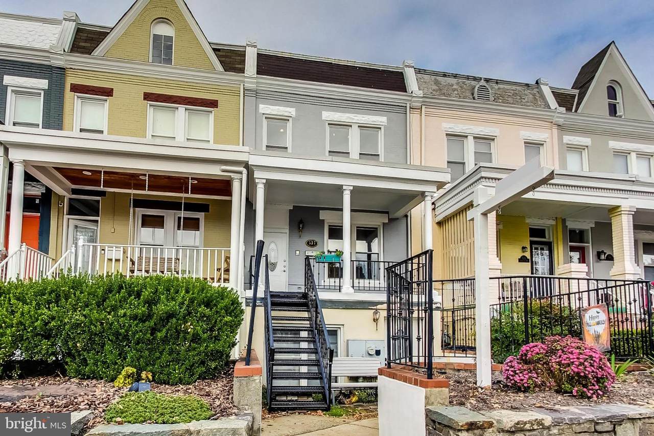 537 Quincy Street - Photo 1