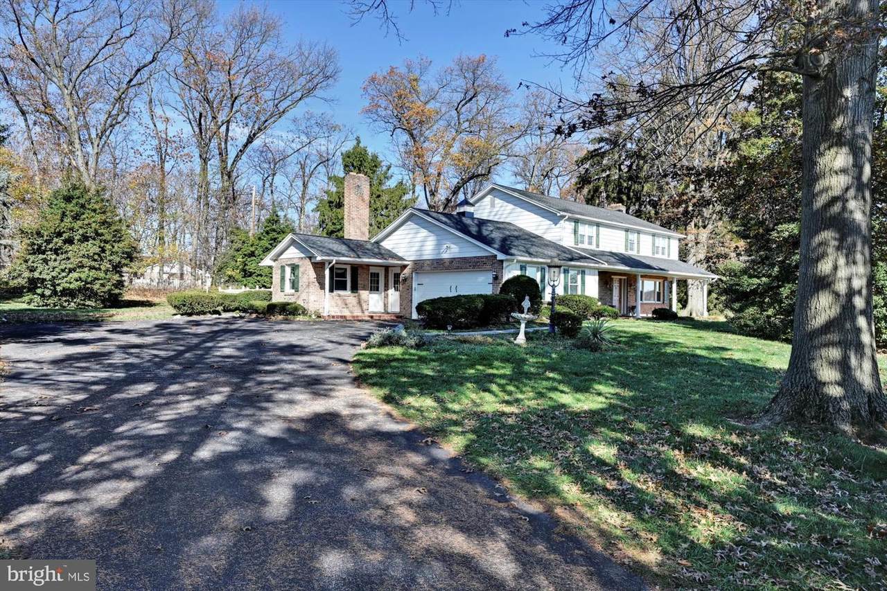 899 Locust Grove Road - Photo 1