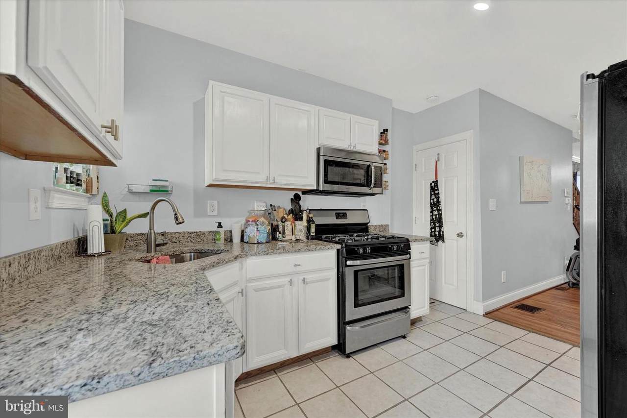2621 Miles Avenue - Photo 1