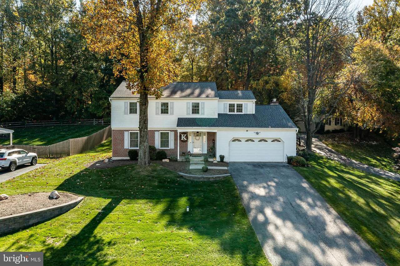 305 Bishop Morgan Court - Photo 1