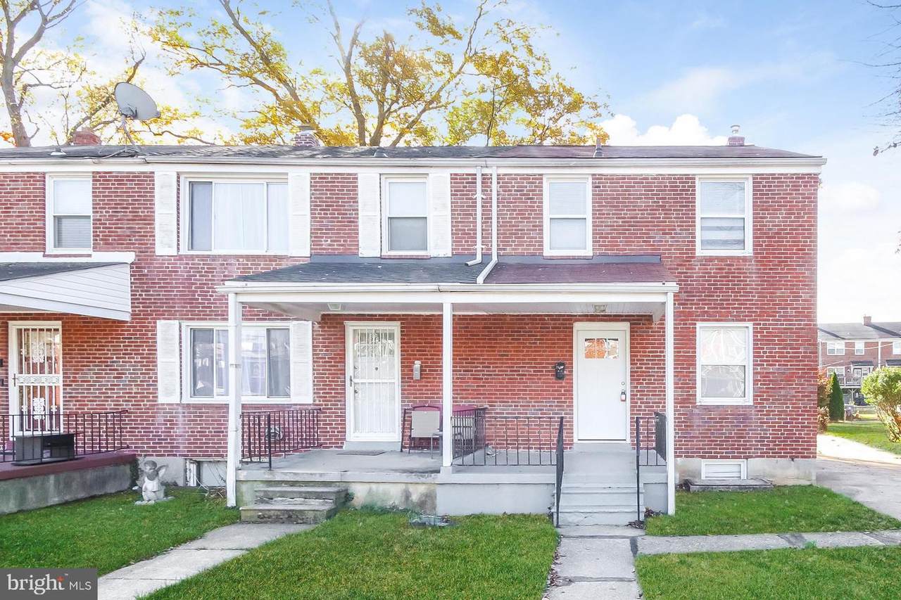 1049 Reverdy Road - Photo 1