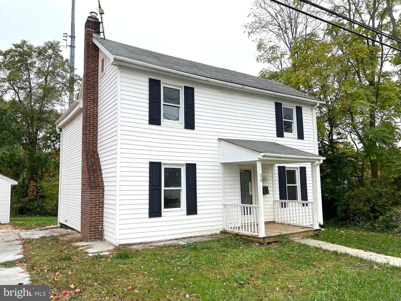 35 Westminster Pike - Photo 1