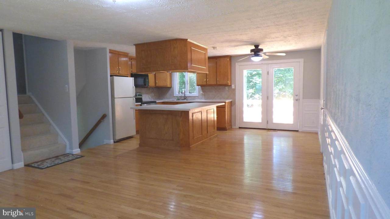 7902 Cliff Rock Court - Photo 1