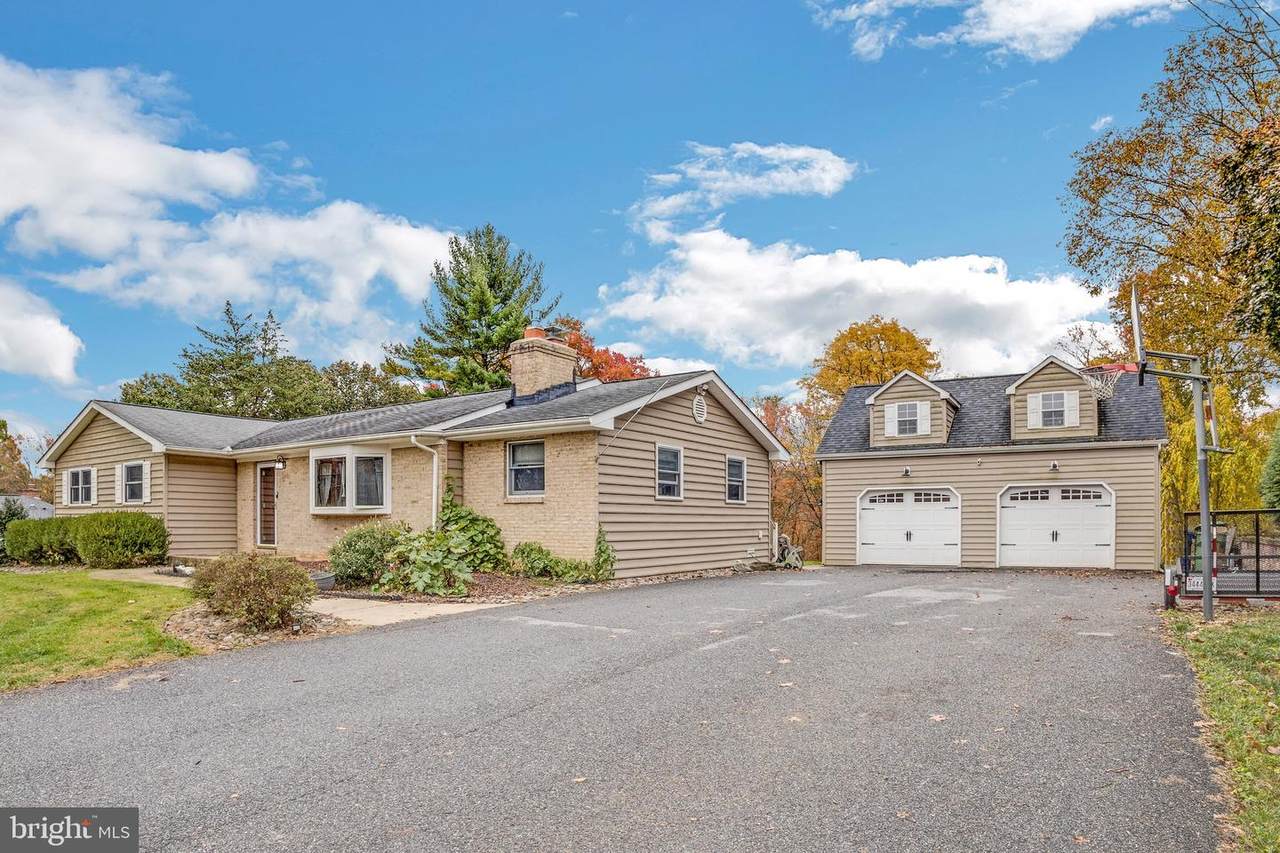2339 Erin Road - Photo 1
