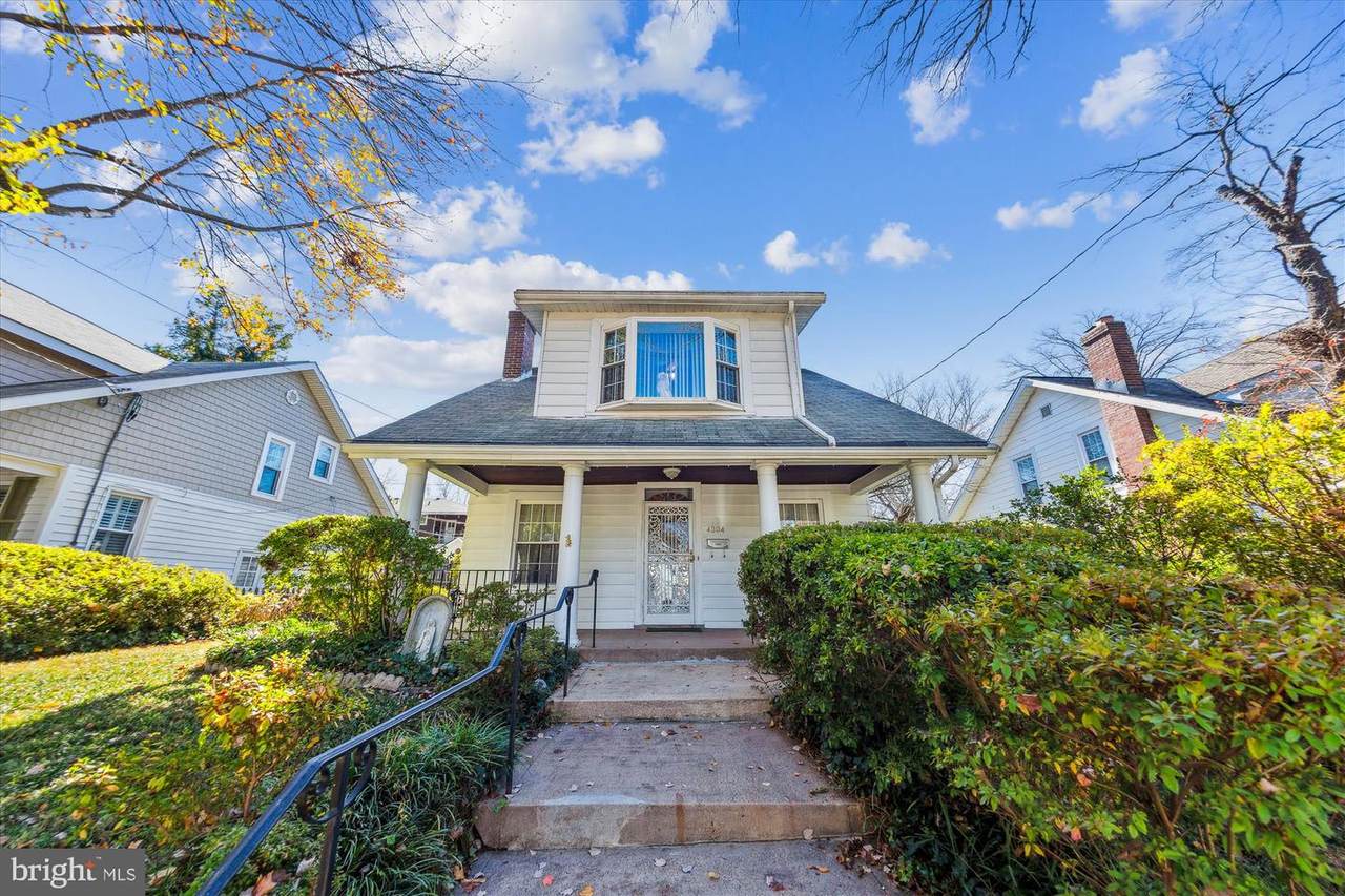 4304 Chesapeake Street - Photo 1
