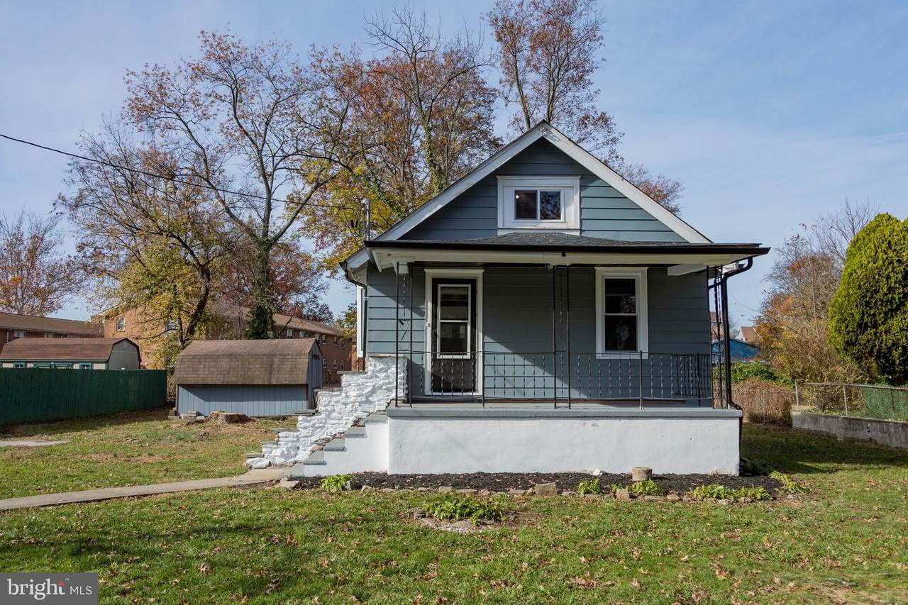 33 Chestnut Street - Photo 1