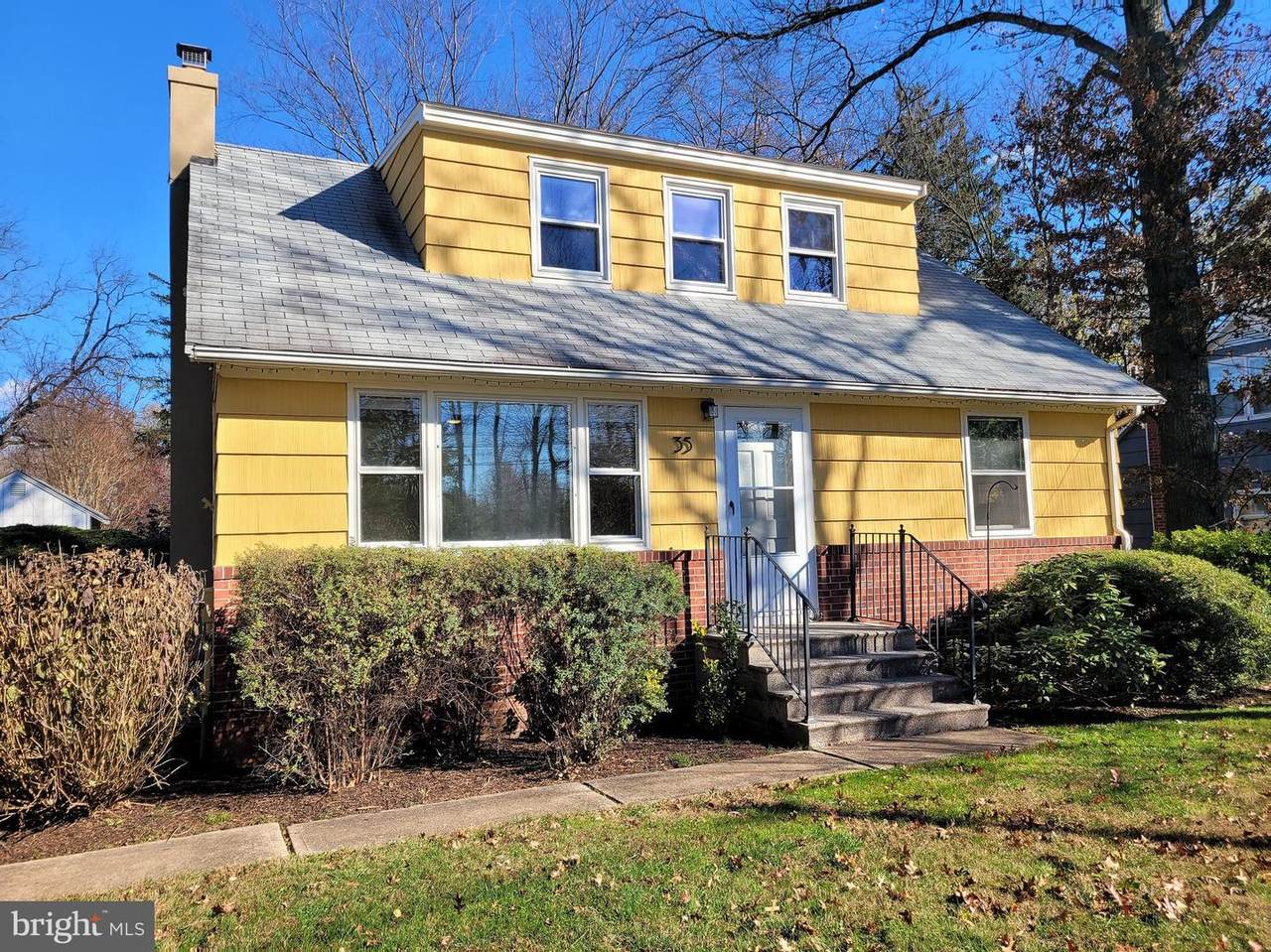 35 Knowles Street - Photo 1