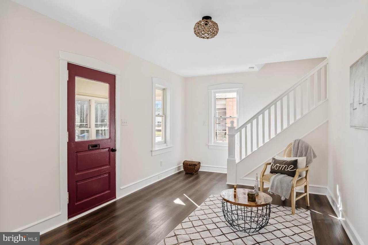 51 Apple Avenue - Photo 1