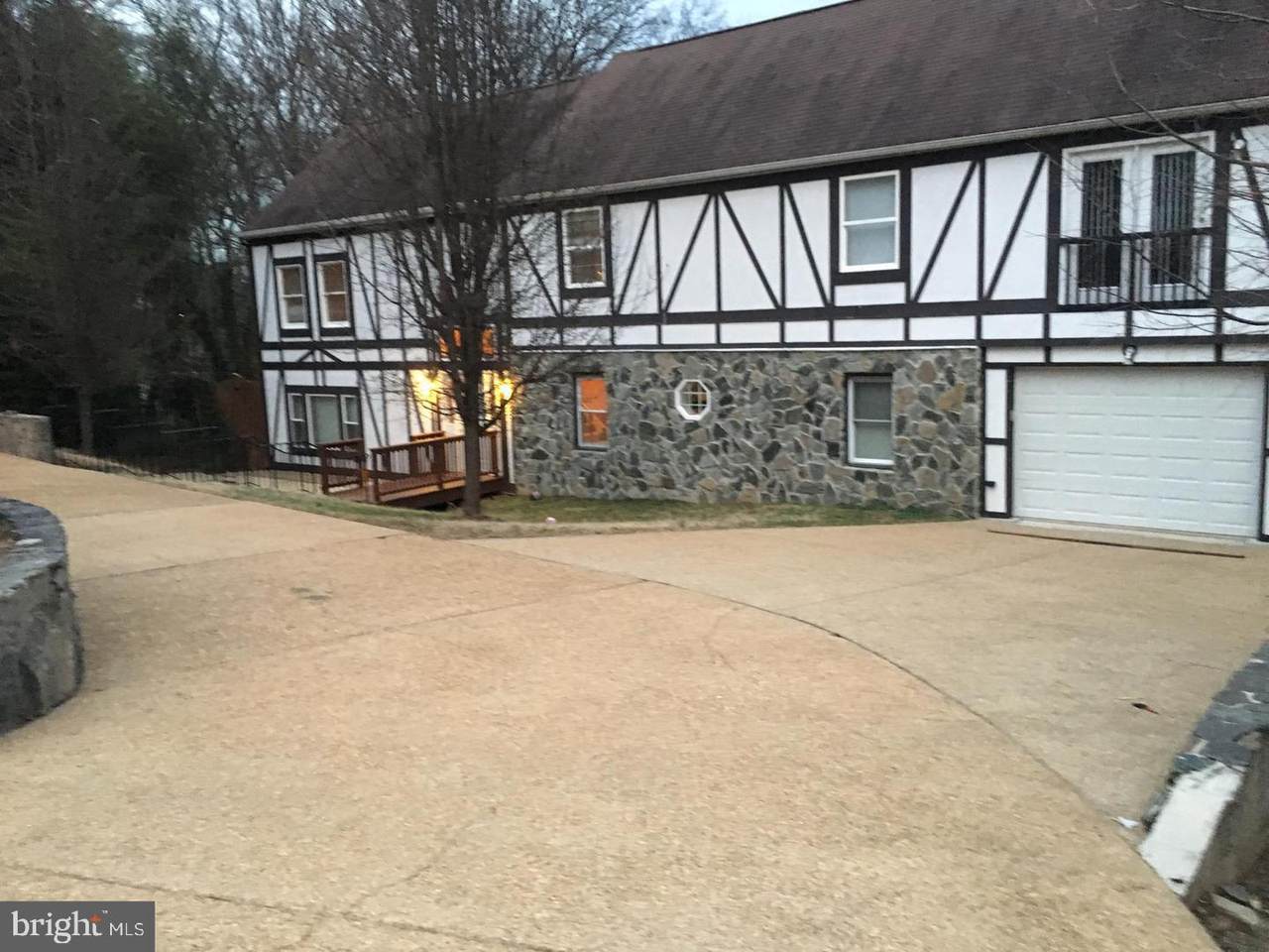 8505 Richmond Avenue - Photo 1