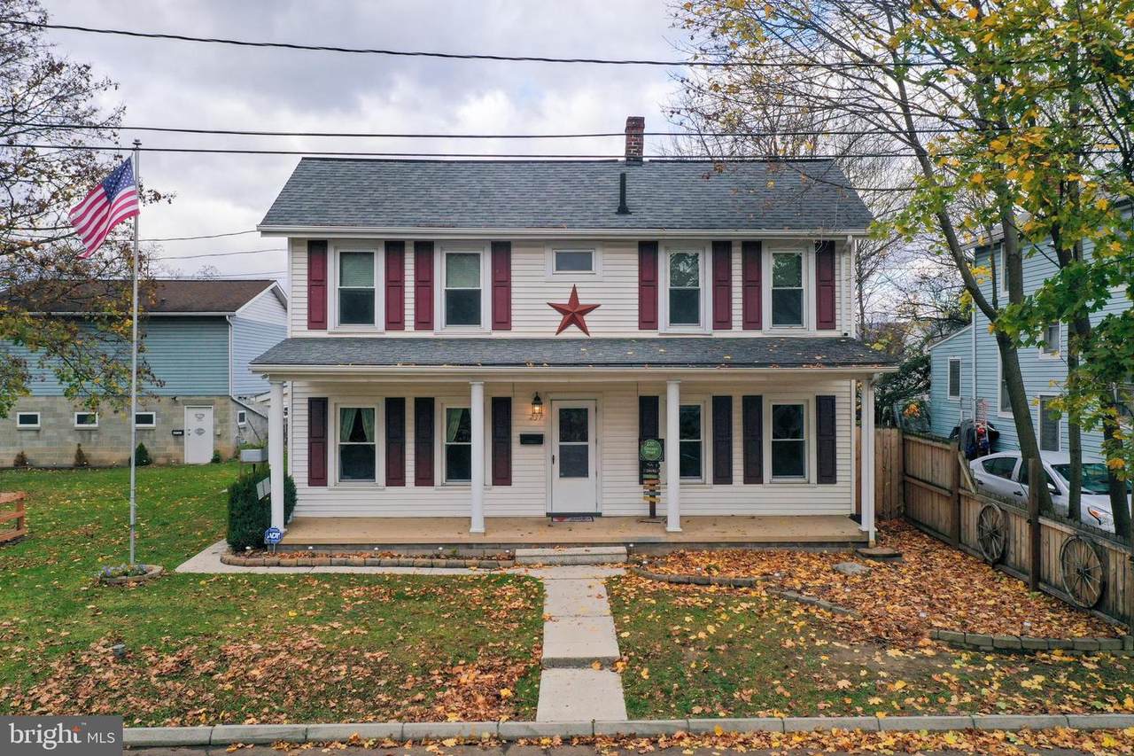 237 Gleason Street - Photo 1