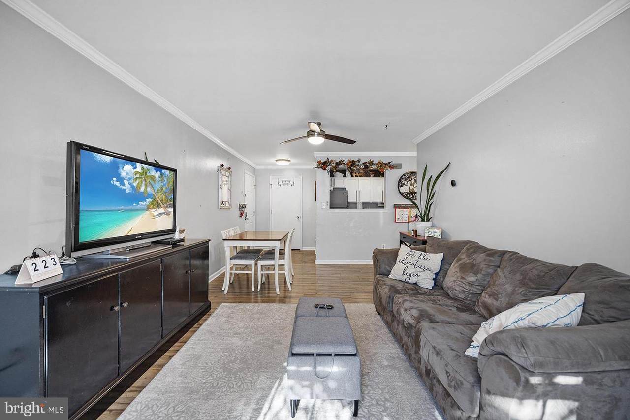 9 Rolling Hill Road - Photo 1