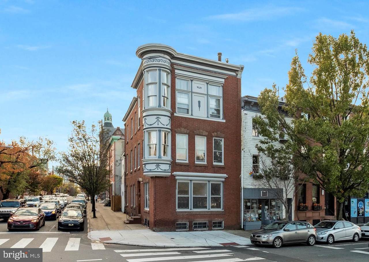 2200 Fairmount Avenue - Photo 1