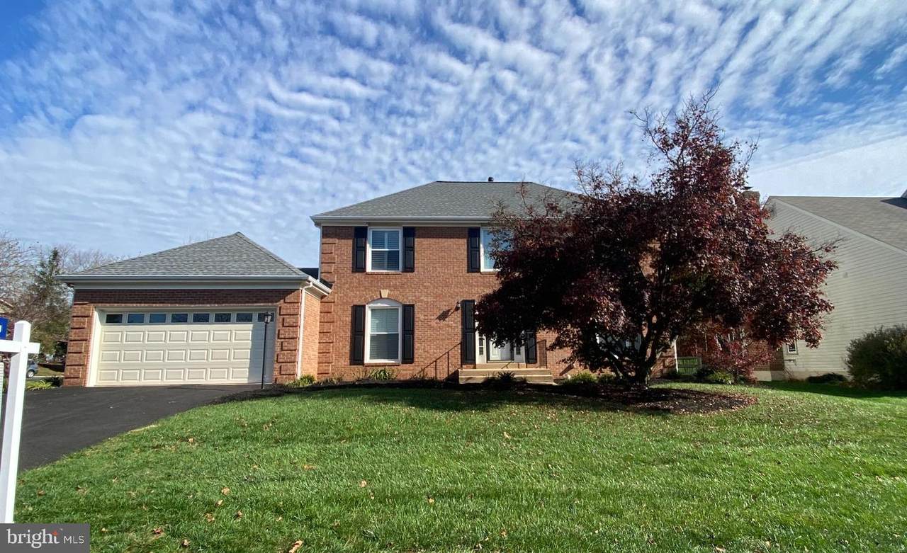 5270 Glen Meadow Road - Photo 1