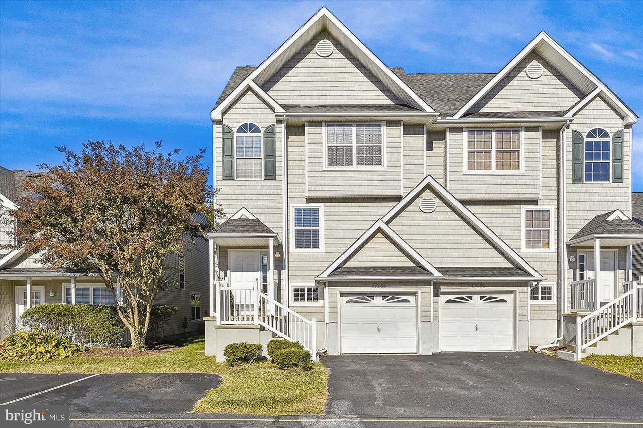 17243 Queen Anne Way - Photo 1