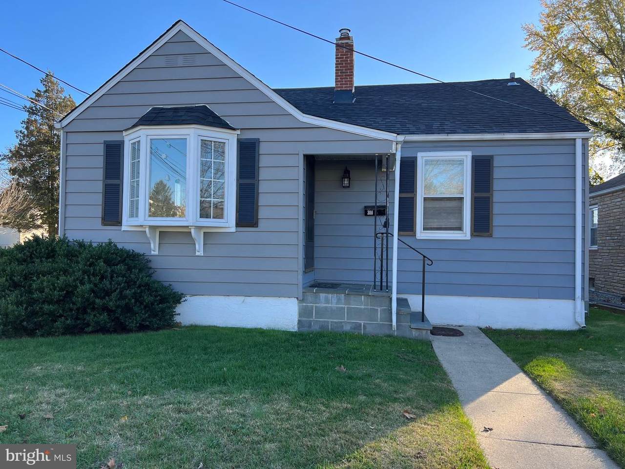 306 Finley - Photo 1