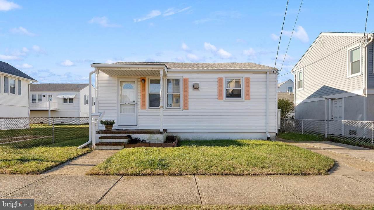 226 24TH - Photo 1