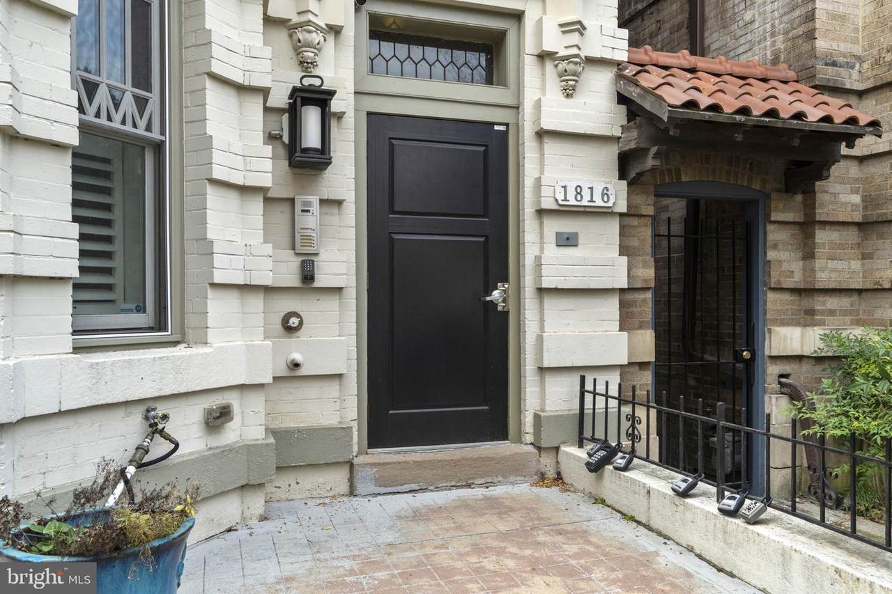 1816 19TH Street - Photo 1