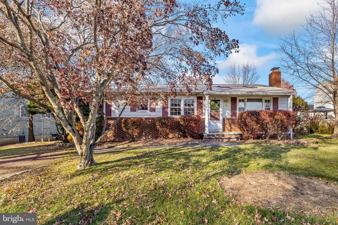 30 Greenfield Avenue - Photo 1