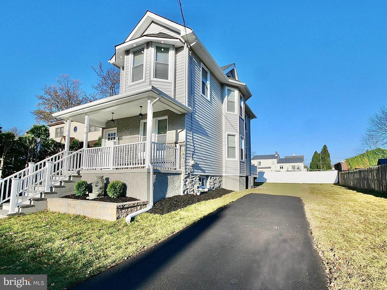 314 Sylvania Avenue - Photo 1